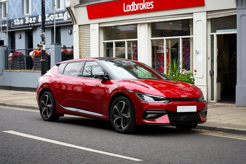 UK ZEV Mandate 2026: What Changed and What It Means